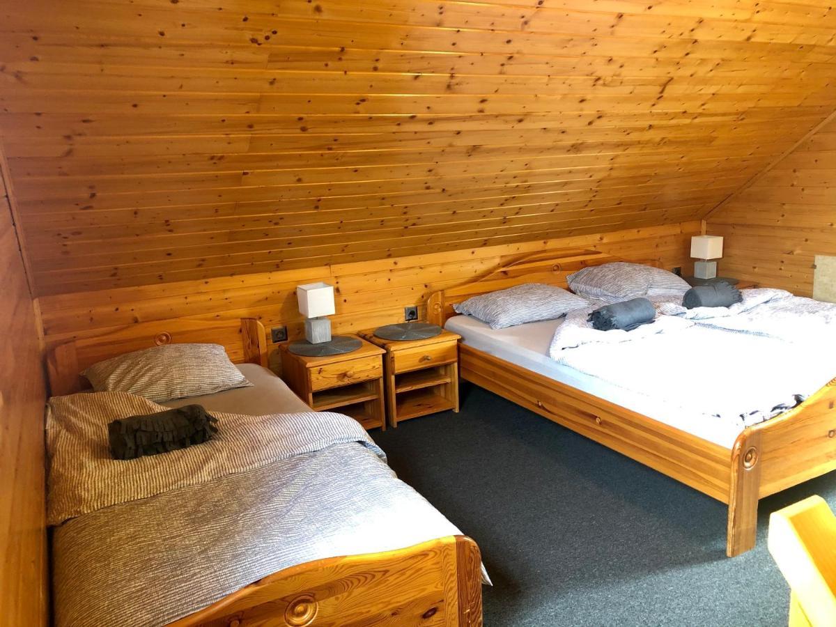 Holiday Cottage Krishtan Podcetrtek Esterno foto